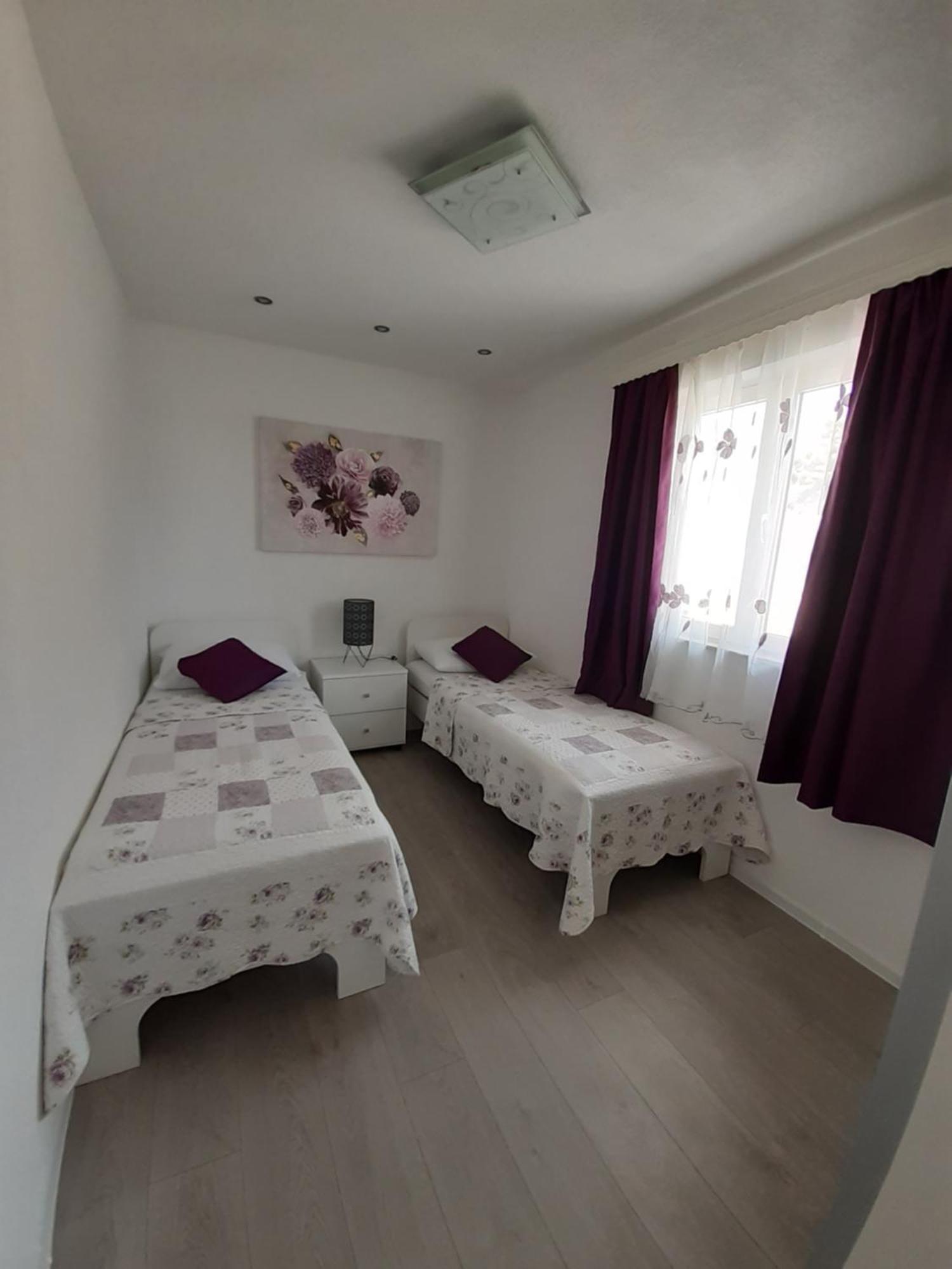 Apartment Lucky With Jacuzzi Trogir Værelse billede