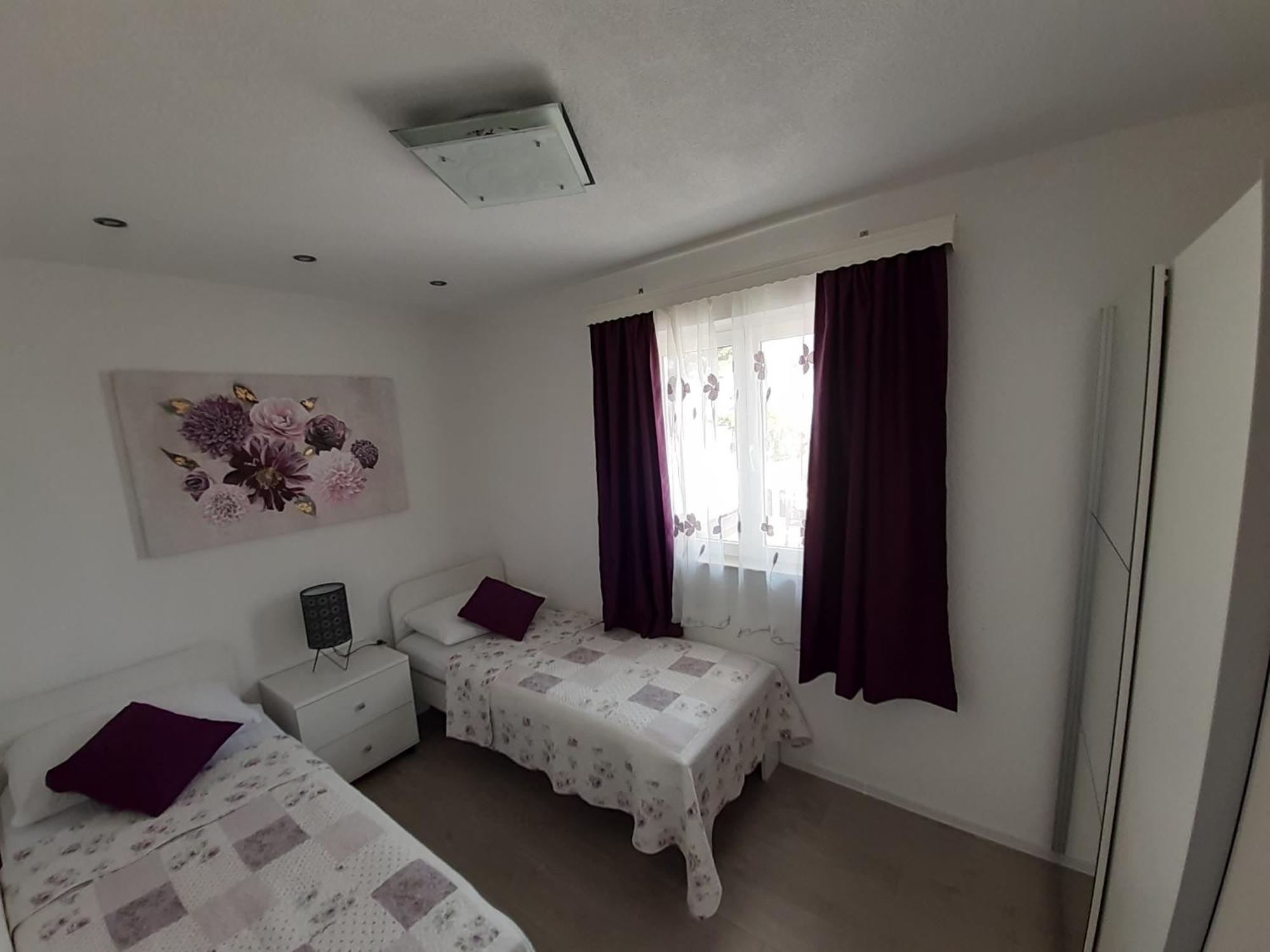 Apartment Lucky With Jacuzzi Trogir Værelse billede
